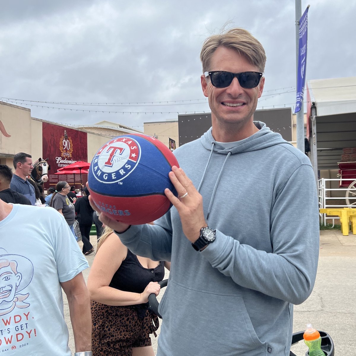 mindhandle's tweet image. 