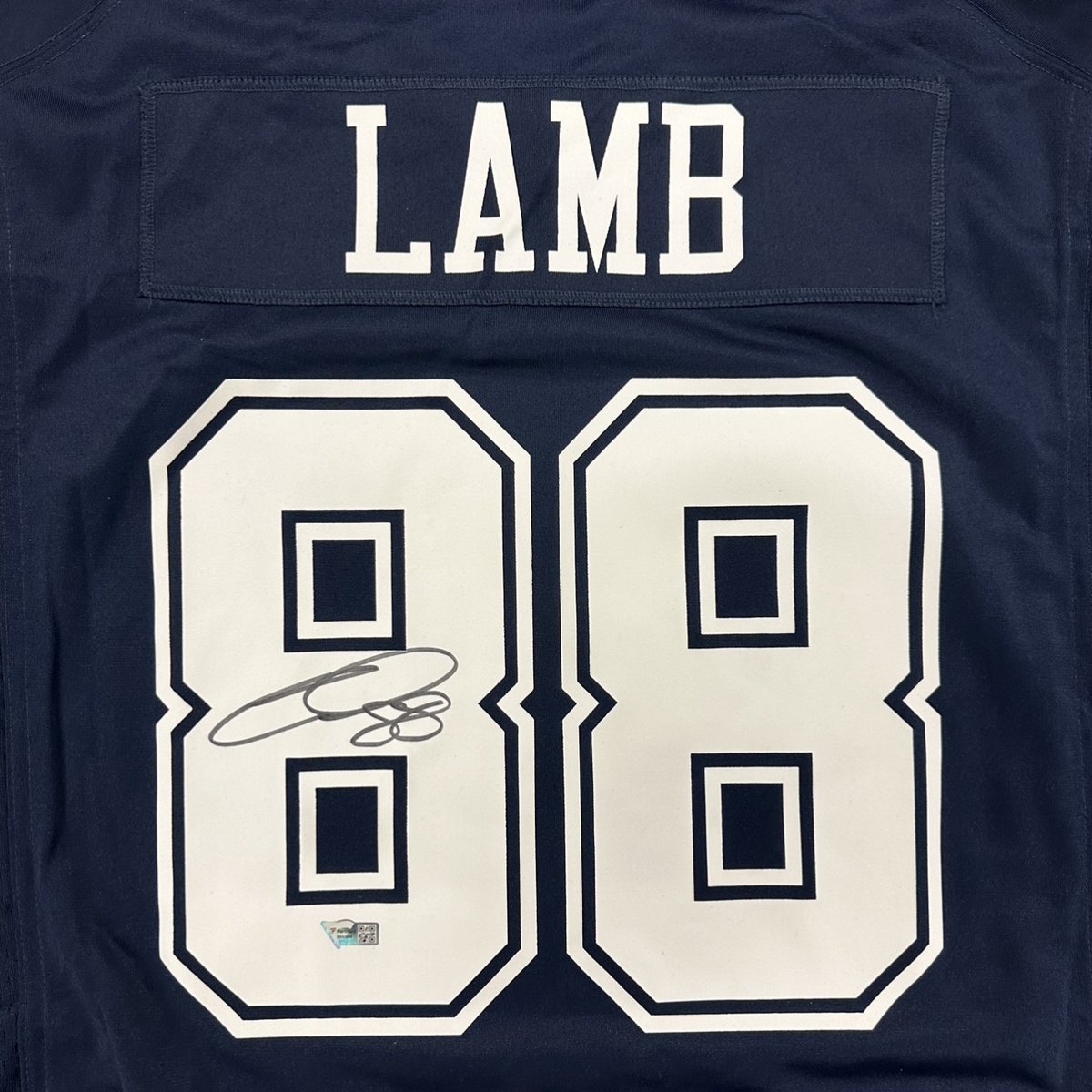 TSE_Dallas's tweet image. If CeeDee Lamb scores 2+ touchdowns and the Cowboys beat the Chargers tonight, we'll give a CeeDee Lamb autographed jersey to someone who reposts this post and follows us!