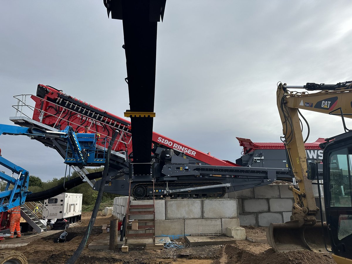 New wash plant that myself and the team at <a href="/monarchasset/">Monarch Asset Finance</a> have funded this week. Thanks to Fox (Owmby) Limited for giving us the opportunity. If your looking for funding on your next project then please get in touch david@monarchassetfinance.co.uk