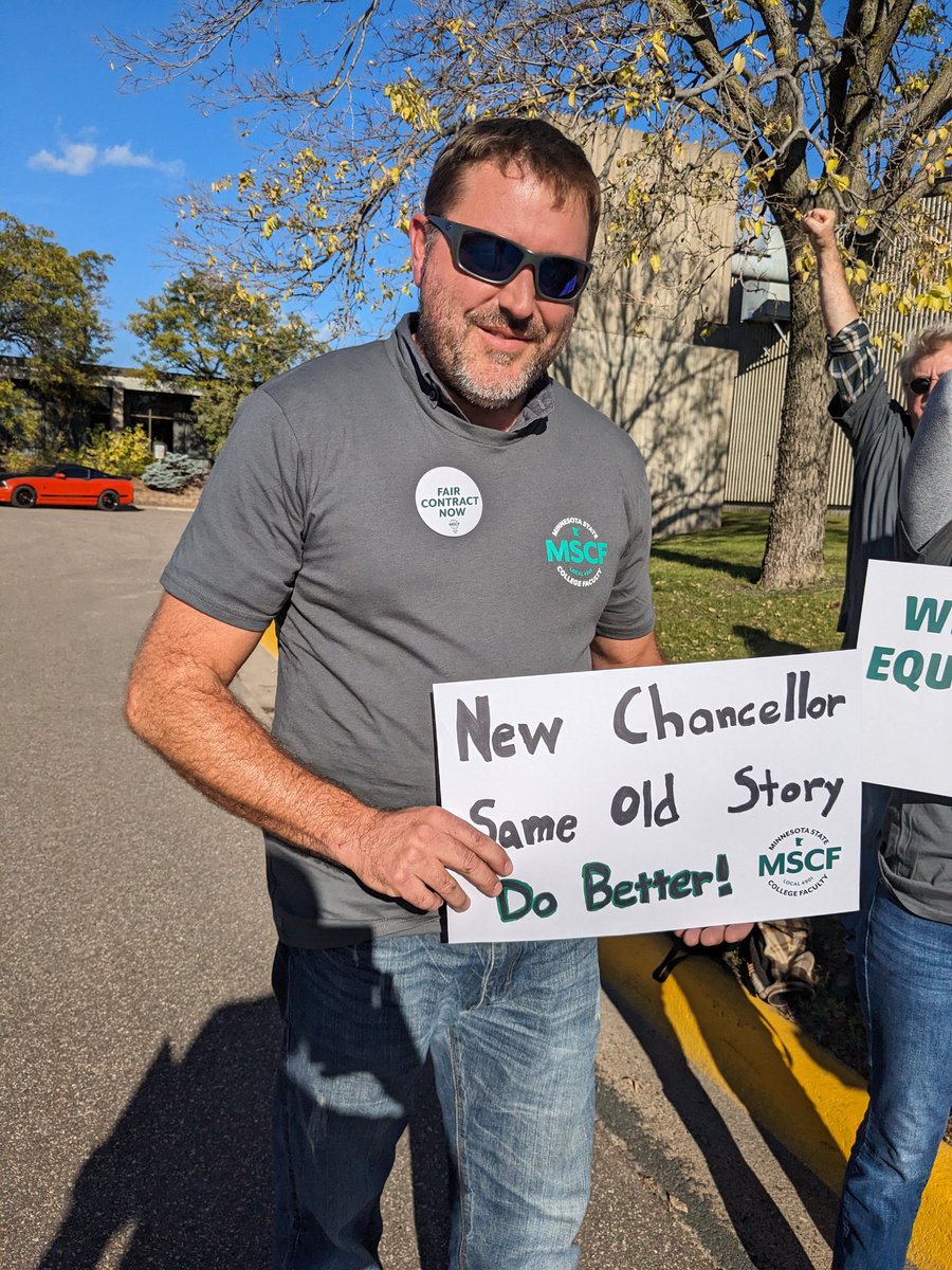 MSCFMN's tweet image. Let&apos;s write a new chapter
@MinnStateEdu
#stateofthesystem
#fairwagesnow
#respect
#settlethecontract
#mnleg