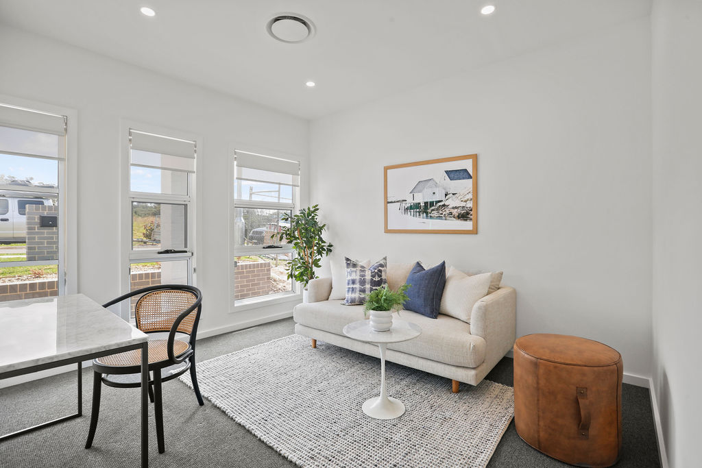 🏠 Our Split Level Display Home in Calderwood is available for inspection now, but only for a limited time!
📲 Book an inspection with James Harrod today! 
Link: calendly.com/sales-james/sp…

#mincovehomes #calderwood #illawarra #illawarrabuilders #interior #splitlevel