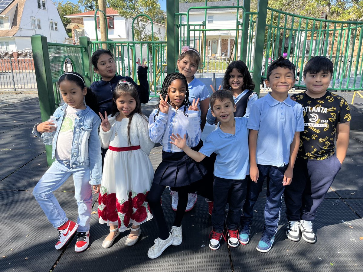 PS104Q The Bayswater School tweet media