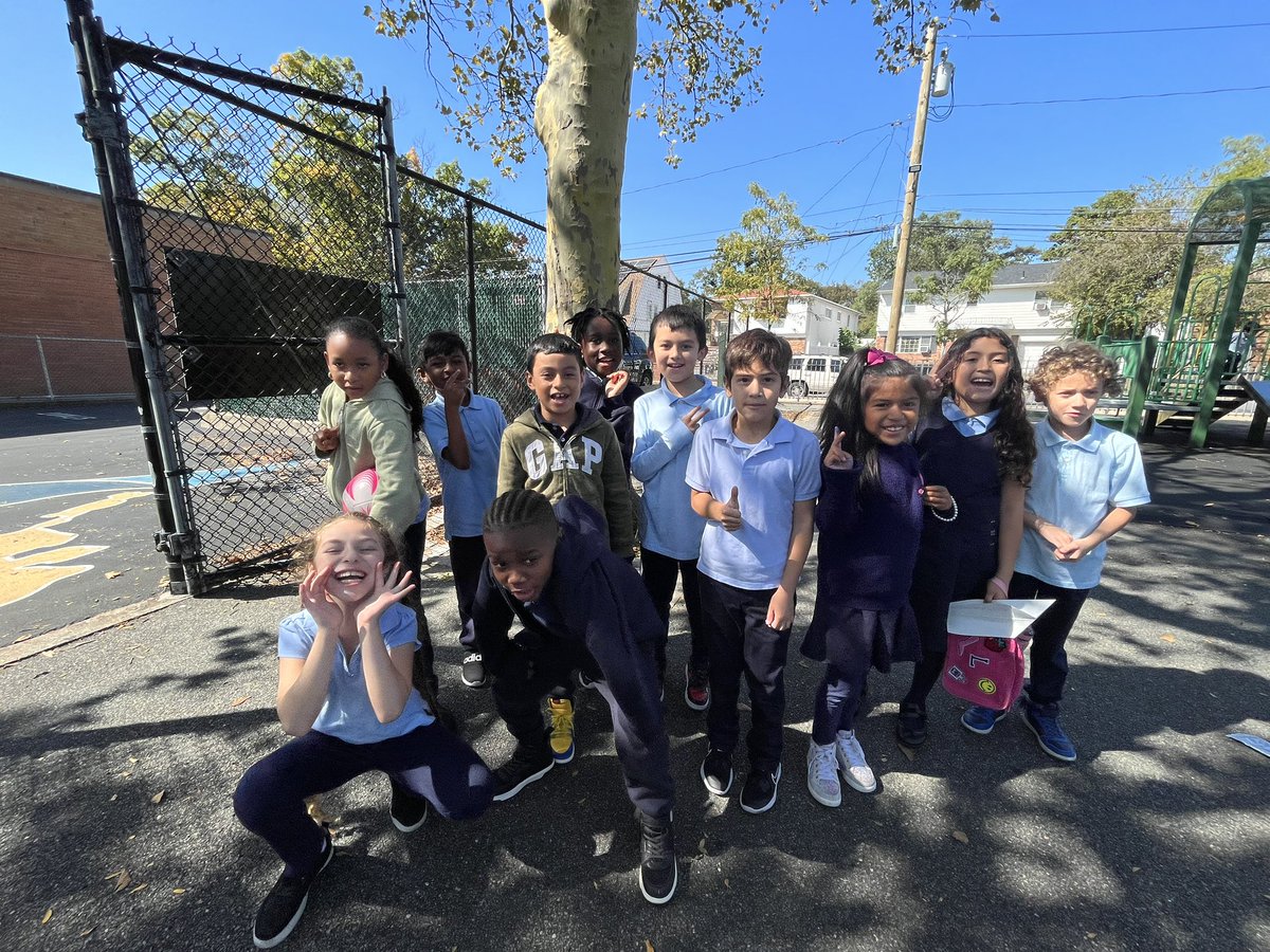 PS104Q The Bayswater School tweet media