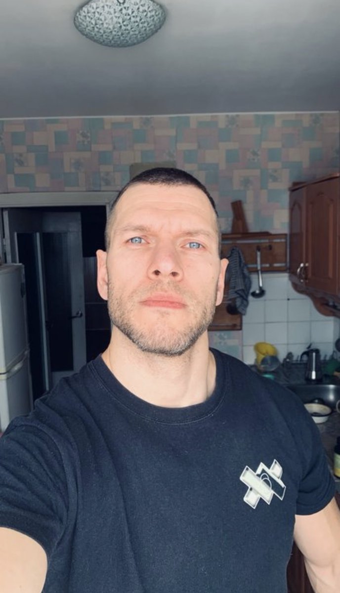 rb_today's tweet photo. Guy 4.
Wanna see his photos &amp; videos? https://t.co/sRsGJ0agvQ