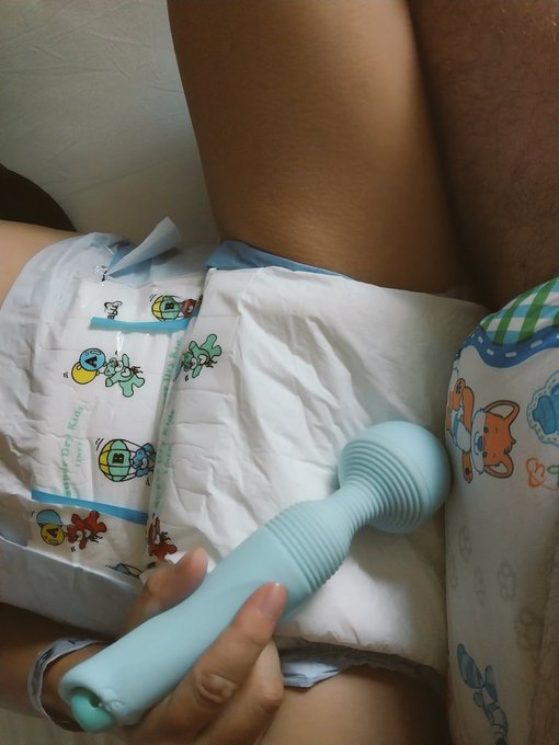 Just some good wholesome fun before the debauchery started! Good time w/ a special someone. https://t<a href="/tag/abdl"class="tags"><span>#abdl</span></a><a href="/tag/abdlcommunity"class="tags"><span>#abdlcommunity</span></a><a href="/tag/abdllifestyle"class="tags"><span>#abdllifestyle</span></a>