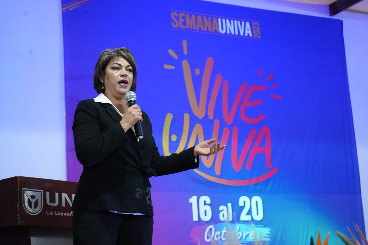 UNIVA_QRO's tweet photo. La Mtra. Marcela Aldrete Saldivar directora general del campus #Querétaro inauguro oficialmente la #SEMANA #UNIVA 2023 en comunión con todo el @SistemaUNIVA https://t.co/xyvGugdTmB