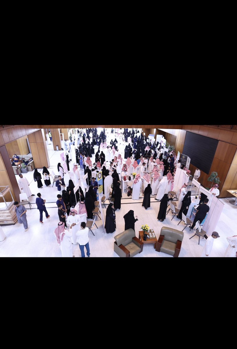 IMSIU_Psy's tweet photo. جانب من جولة فضيلة وكيل الجامعة للشؤون التعليمية في معرض ملتقى اليوم العالمي للصحة النفسية. https://t.co/GsZT987vMo