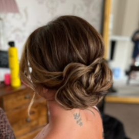 Another Pretty Little Up-do!  

Throwback to a (very) local wedding at @BurnhamBeeches