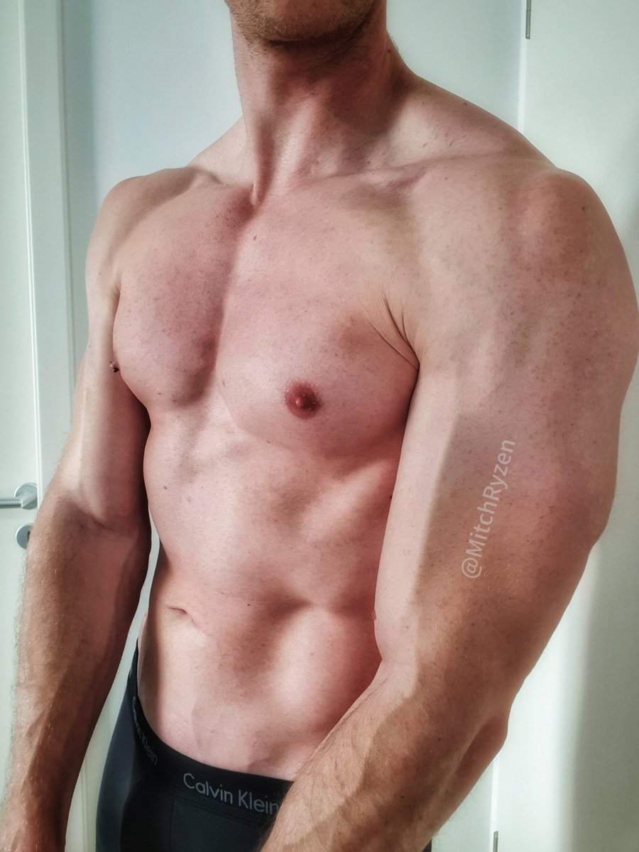 MitchRyzen's tweet photo. Got pecs bigger than some girl's tits.

💸 Send Your Tribute 💸
https://t.co/bbKusEReDt

Stop wasting your time and money on skinny, weak "Alphas". 

#WorshipRealStrength
@AlphaMaleWorld1 @RT4DomMusl @AlphaMusclewor @MasterJockPromo @MASTER_UPDATES @FitAlphasRT https://t.co/U7ZCAI44hf