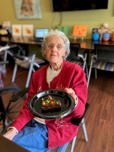 AshfordPlaceHC's tweet photo. Kick-starting our "The 80's Are Electric" theme week by making Cosmic Brownies! 
#TrilogyisElectric #DancingthroughtheDecades #TrilogyThemeWeeks https://t.co/tGpp67Q7IE