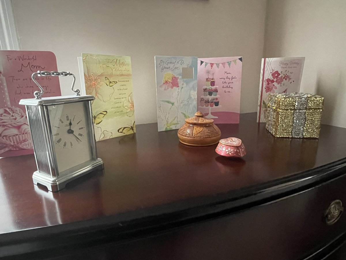 My Mother Naz Dhalla will be celebrating her milestone 70th birthday on October 20 🥳🎉🎂

If you would like to send a birthday card, you can send it to:

Naz Dhalla
17705 Leslie street
Unit 16
Newmarket, ON 
L3Y 3E3
Canada 

Thank you !!! 🙏❤️😇 #endalz 

RT <a href="/joannepikedrph/">Joanne Pike, DrPH</a>