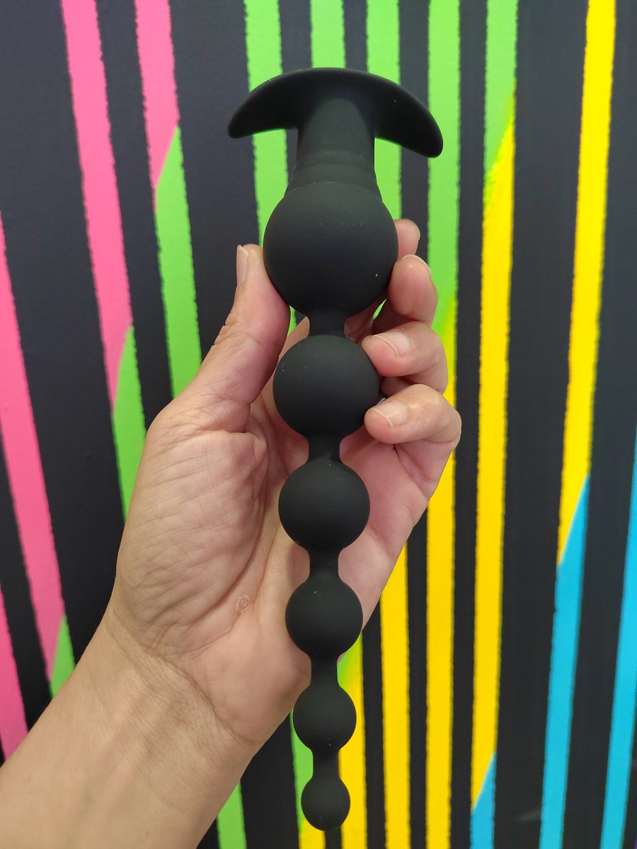 Shhhhccs's tweet photo. Rosario anal vibrador, elaborado en silicon con una textura suave y flexible, cuenta con 6 cuentas de diferentes tamaños,  10 modos de vibración qué puedes cambiar con el control remoto precio 45$ info al Dm o al 04242157841 https://t.co/Wj1DINpFTC