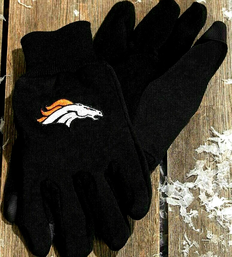 NFL Denver BRONCOS Gloves Knit Texting Gloves Lined Mens Winter Gloves Stretchy #NFL #Football #Denver #DenverBroncos #BroncosCountry #wintergloves #mensgloves #giftsforhim #Christmasgift #Christmasgifts #secretsanta #stockingstuffers

 ebay.com/itm/2662982342… #eBay via @eBay