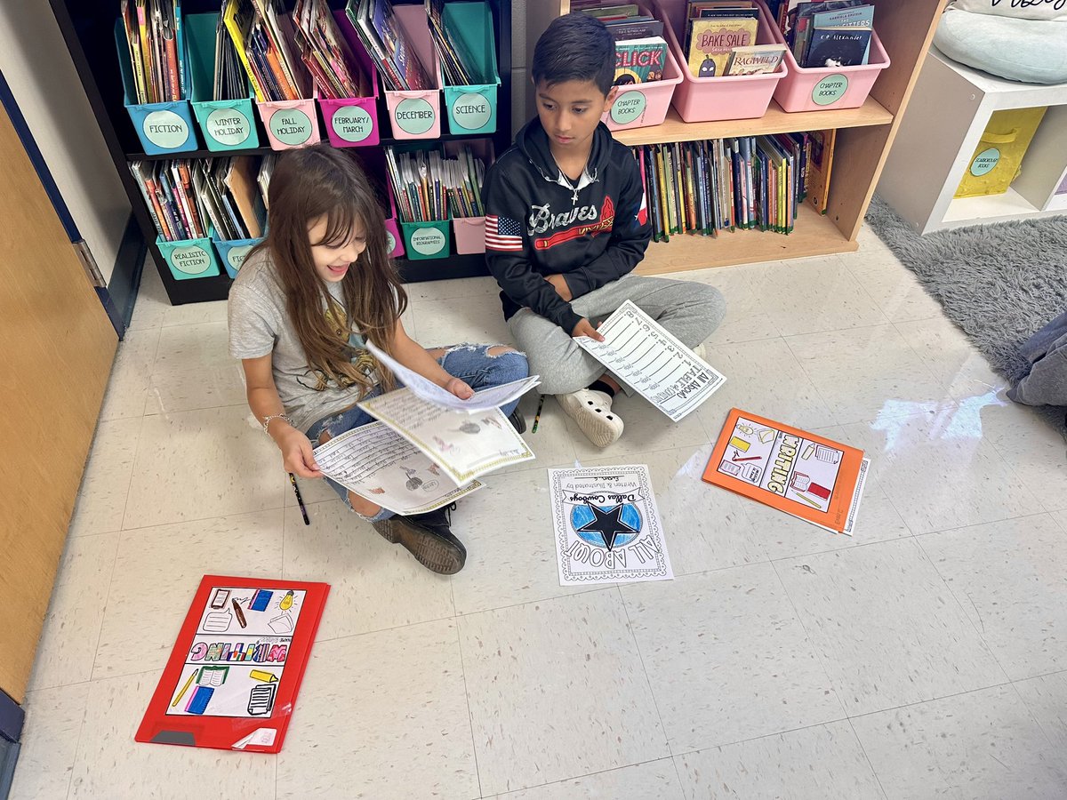 reynateaches's tweet photo. Collaborating today on some peer revising for our informational text writing unit! @NISDScarborough https://t.co/x2RWmat4MQ