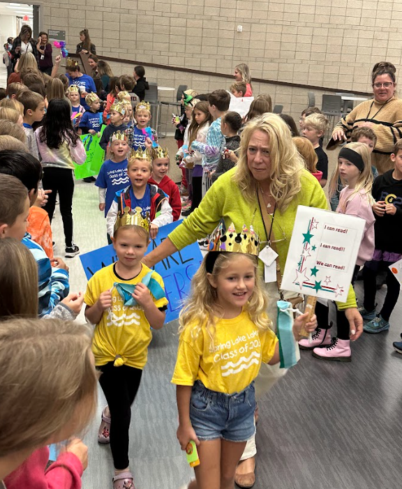 Kindy kiddos are celebrated as they proudly enjoy their "I Can Read" parade! Let's keep growing! #livingareadinglife #joyculture #TCRWP <a href="/slps_lakers/">Spring Lake Public Schools</a>