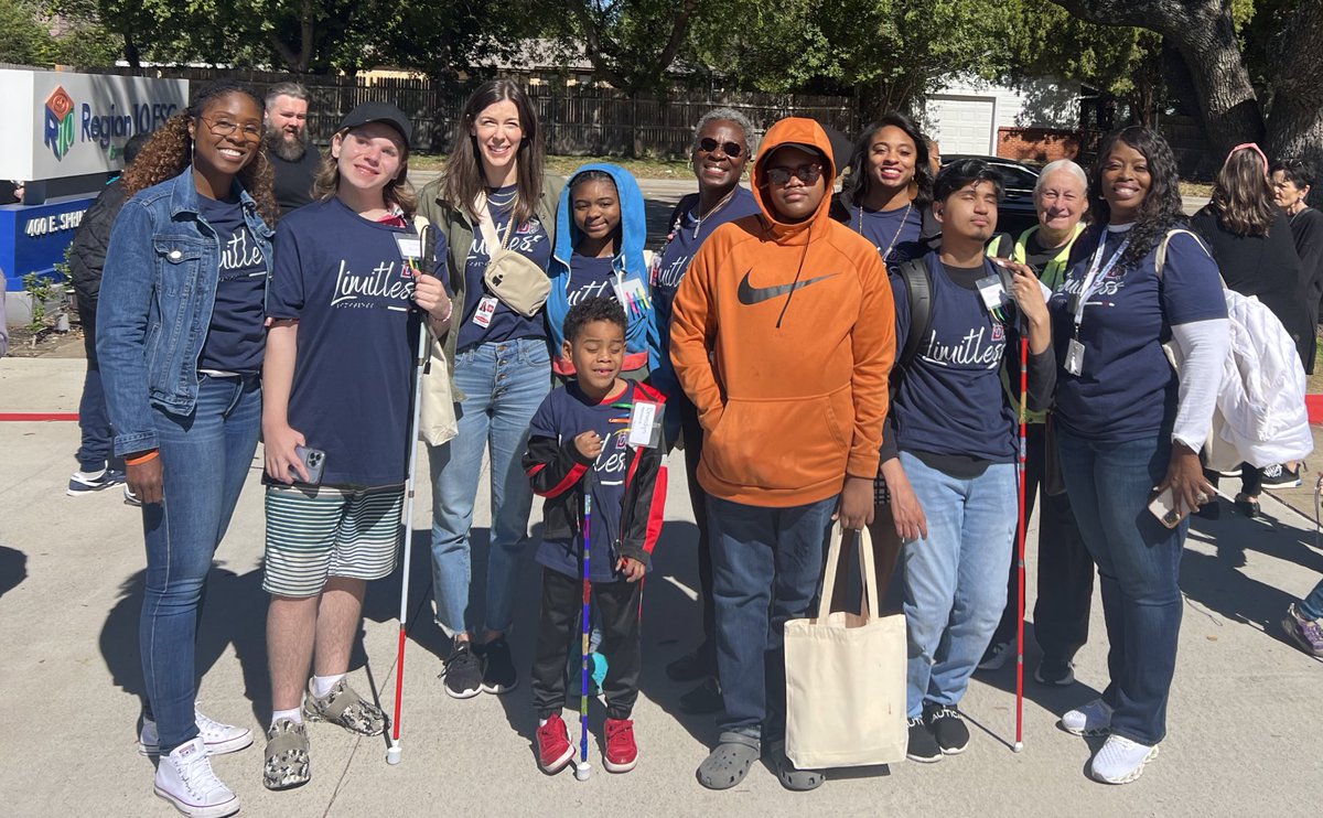 MrsFallonH's tweet image. #WhiteCaneDay allows our @DuncanvilleISD scholars to be #Limitless and embrace the world they live in. The 🔑 things practiced today were #SafetyFirst and many   #lifeskills!  @Region10ESC, thank you for allowing them to participate! ❤️🦯💙🐾❤️🐾🦯💙