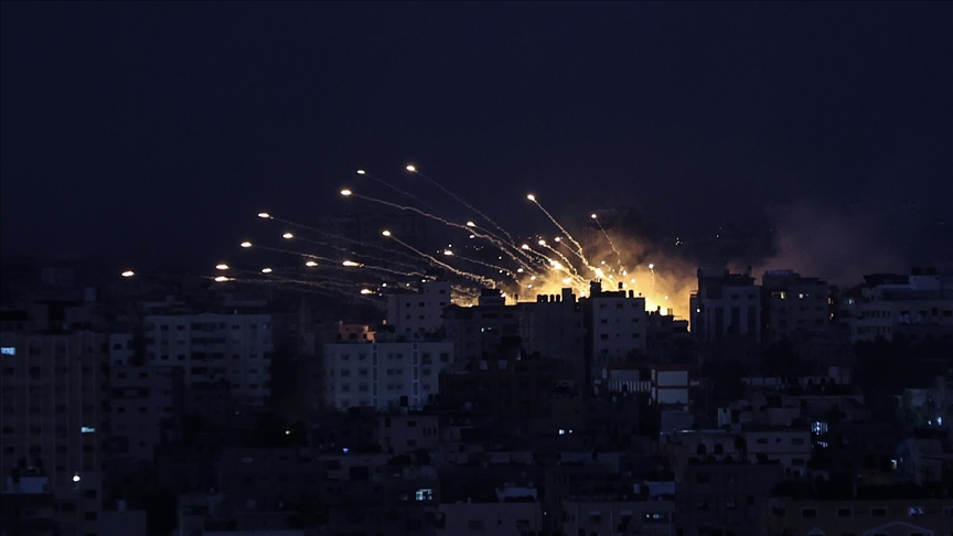 AltayCemMeric's tweet photo. Israel used banned white phosphorus in  Gaza #zionistterror https://t.co/mZGd3Pv5Ec