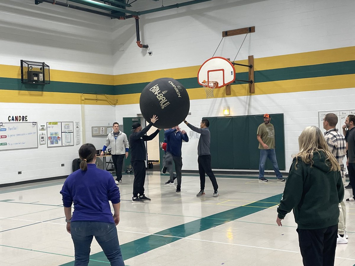 BoPhillips10's tweet photo. Some fun and collaboration this morning with the whole PE Team. Discussing concepts, skills, standards and more. #D59PE #Physed @CCSD59 https://t.co/XuMR4R3TcA