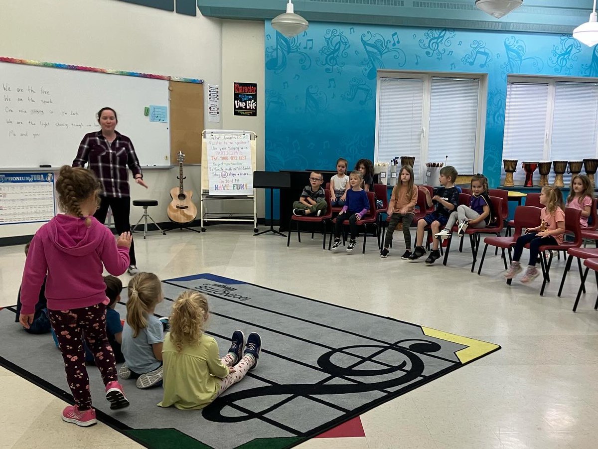 CBVRCEartsed's tweet photo. Mrs. McKibbon’s grade Primary music class @Riversidemira was filled with beautiful singing and dancing. They sang their welcome song &amp; songs about animals. They also learned a new song about 5 little turkeys where they practiced steady beat &amp; counting skills. Great job grad P 🎶 https://t.co/9BFRb9R93v