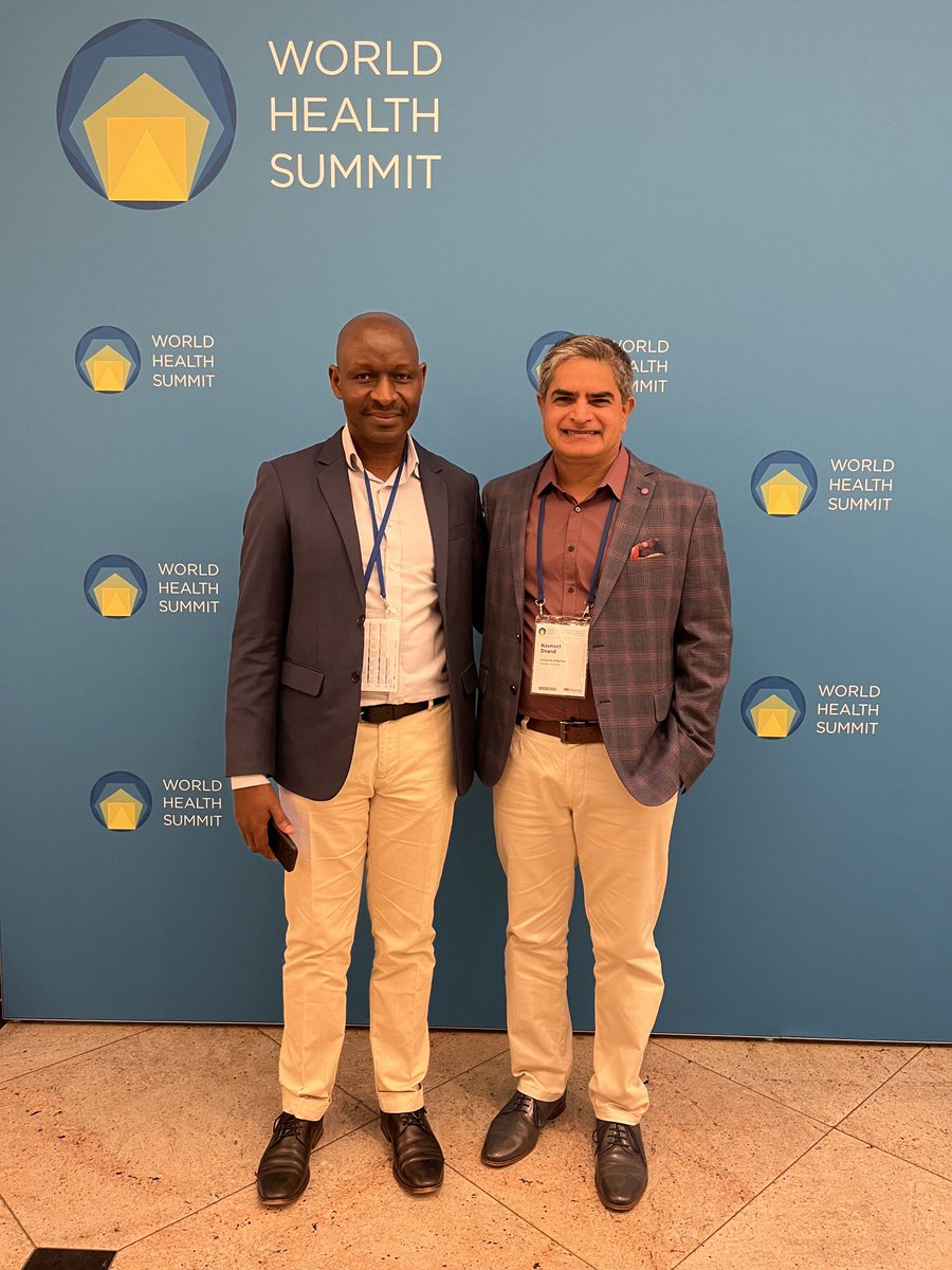 That Innocent is the only vet I've met at the summit tells you something. Despite all the talk about #OneHealth, we seem to be comfortable in siloes, otherwise, why wouldn't a meeting discussing health security, pandemic preparedness and system strengthening not engage vets?