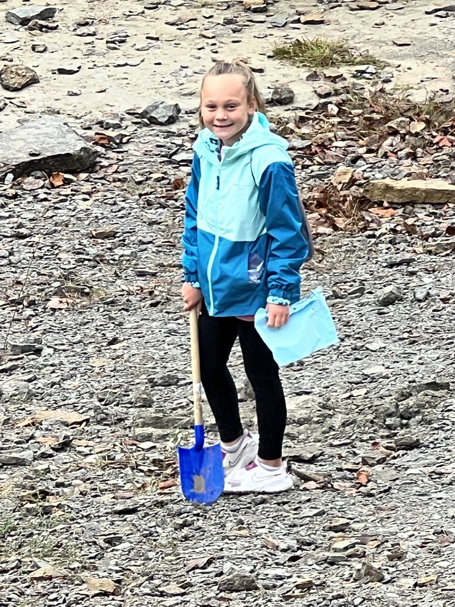 Staci Becker tweet media