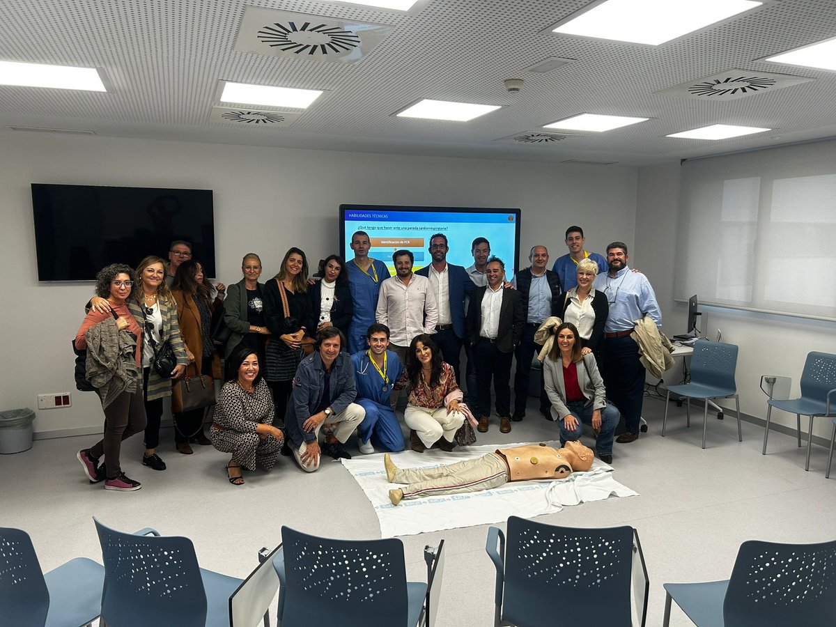Angel Hernandez (@angelhdez13) on Twitter photo Qué mejor forma de celebrar el #DiaMundialParadaCardiaca que hablando de #RCP y primeros auxilios. Hoy turno para los visitadores médicos. Gracias a todos por la concienciación y el buen rato que hemos pasado!! <a href="/miguelhh94/">Miguel Hernández Hidalgo</a> #PacoMartín <a href="/scardiosal/">S. Cardio. Salamanca</a> <a href="/AgudosSEC/">Asociación CI y Cuidados Agudos Cardiovasculares</a> #WorldRestartAHeart Qué mejor forma de celebrar el #DiaMundialParadaCardiaca que hablando de #RCP y primeros auxilios. Hoy turno para los visitadores médicos. Gracias a todos por la concienciación y el buen rato que hemos pasado!! <a href="/miguelhh94/">Miguel Hernández Hidalgo</a> #PacoMartín <a href="/scardiosal/">S. Cardio. Salamanca</a> <a href="/AgudosSEC/">Asociación CI y Cuidados Agudos Cardiovasculares</a> #WorldRestartAHeart