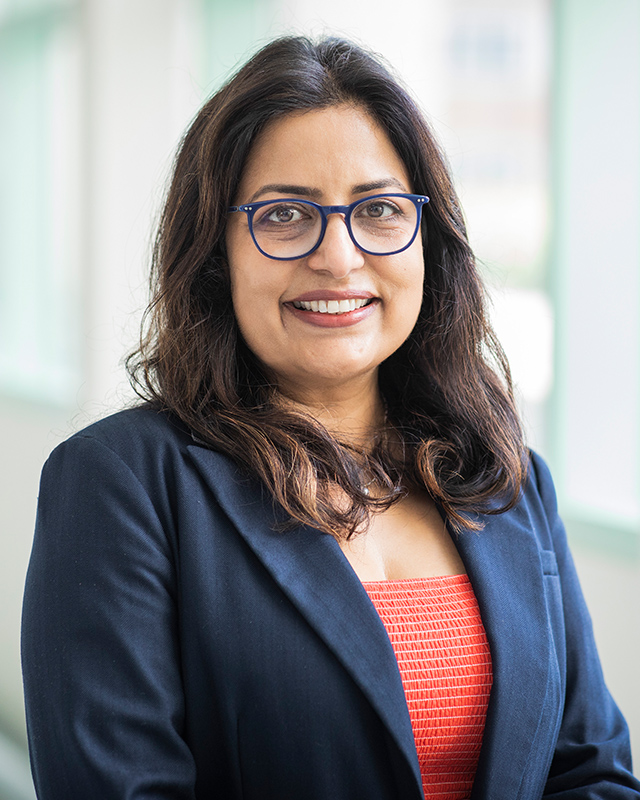 Monica Shokeen, PhD, serves as vice chair for #DEIJ and leads the Imaging Without Borders Lab. She studies the underlying mechanisms of disease using molecularly targeted imaging agents to develop novel approaches for imaging cancer, autoimmune and cardiovascular diseases.