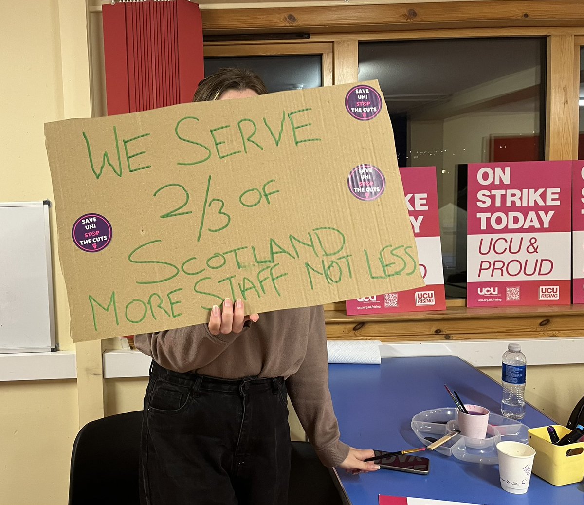 UCUScotland's tweet image. A lot of strike prep taking place this evening in Inverness @UHI_UCU #ucuRISING #saveUHI