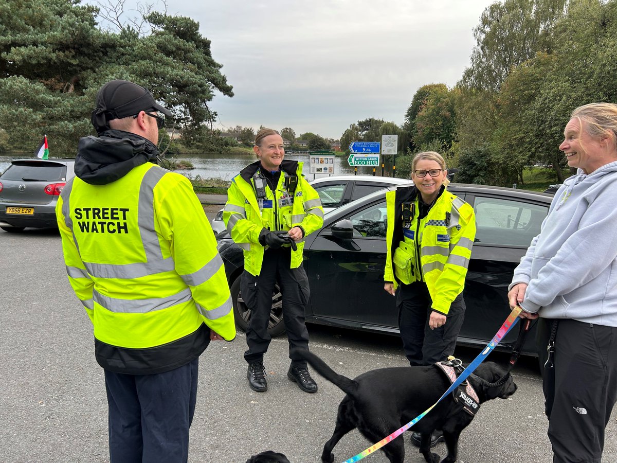 Stockland Green PCSO's on a Streetwatch patrol today engaging with our community and Streetwatch on Witton Lakes #stocklandgreennpt