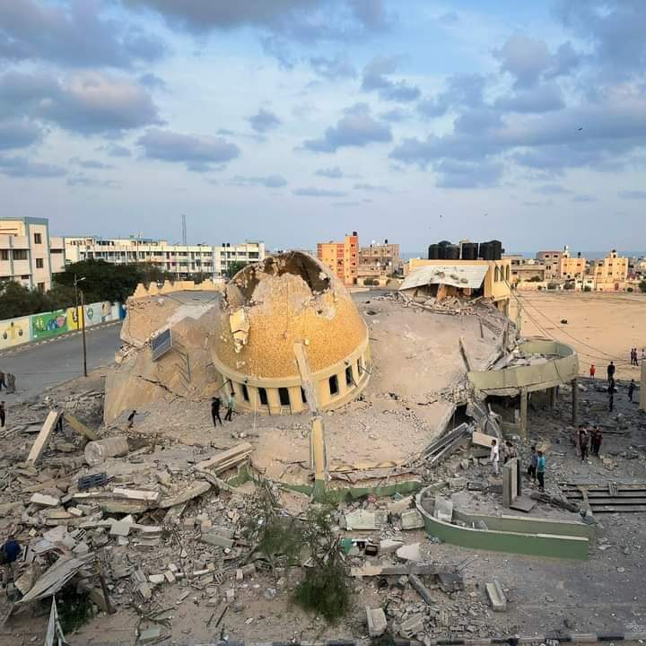 Benefce1's tweet photo. Women, children and babies are being killed...
Stop The War!
#ZionistTerror on innocent civilians and children in Gaza.
#EmpathizeWithGaza
@CNN @BBCNews @AFP @ReutersWorld https://t.co/Tfj5YwPGUX