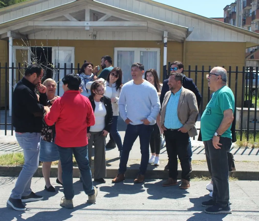 Parisi_oficial's tweet photo. Gran cariño en Concepción. https://t.co/vOxhvOgmC1