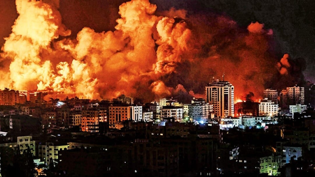 Benefce1's tweet photo. Women, children and babies are being killed...
Stop The War!
#ZionistTerror on innocent civilians and children in Gaza.
#EmpathizeWithGaza
@CNN @BBCNews @AFP @ReutersWorld https://t.co/zoYmYBzSpx