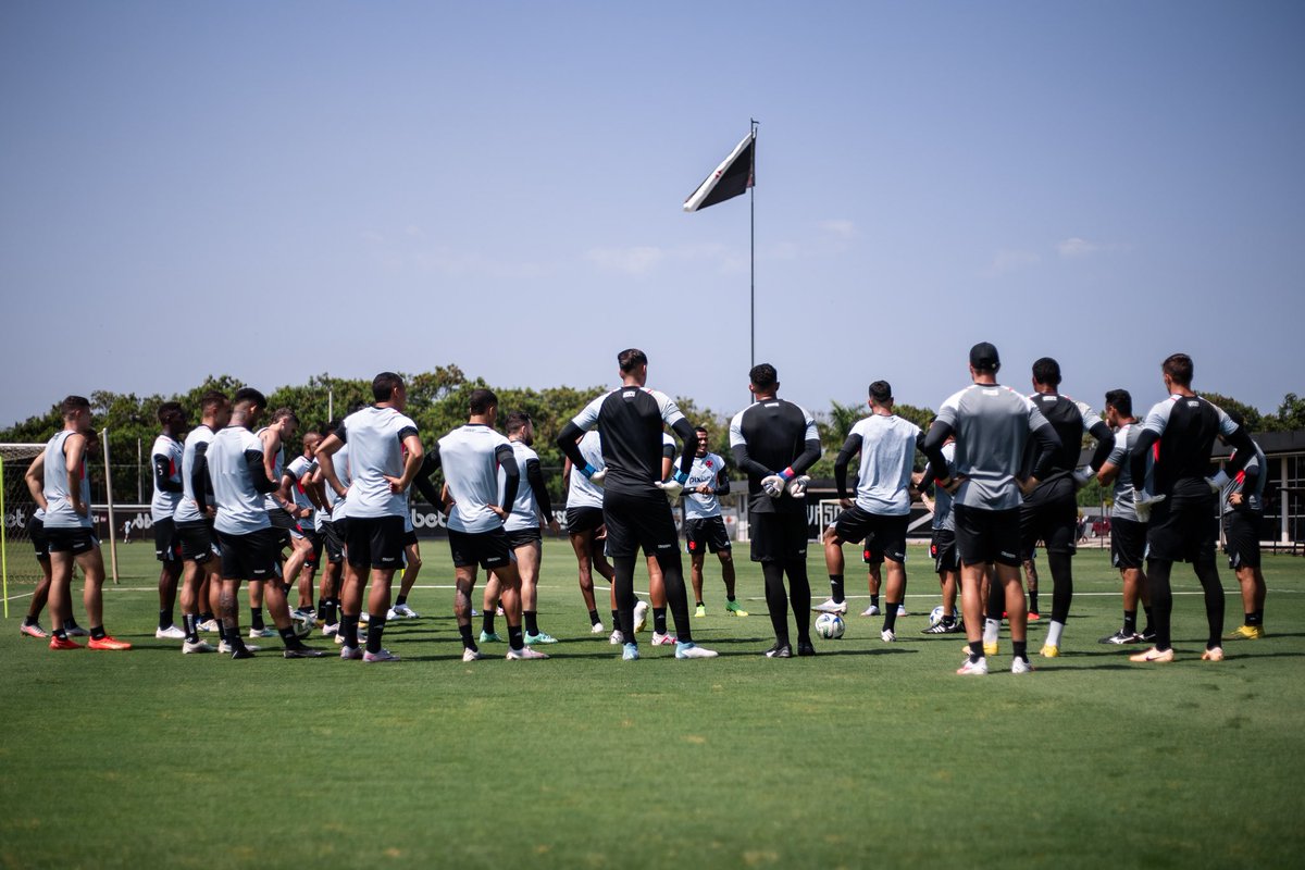 VascodaGama's tweet photo. 𝓕𝓸𝓬𝓸 𝓮 𝓶𝓾𝓲𝓽𝓸 𝓽𝓻𝓪𝓫𝓪𝓵𝓱𝓸 💢🧠

📸 Leandro Amorim | #VascoDaGama https://t.co/TeTXAManQM