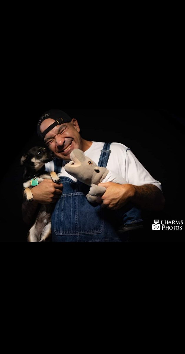 mexicutionerrob's tweet photo. Me &amp; Hippo did a fall shoot! Pictures will be out soon. I hope you like them. We had fun taking them. YAYYYYY 🦛❤️👨🏼‍🦲 https://t.co/udxBBS7VU6