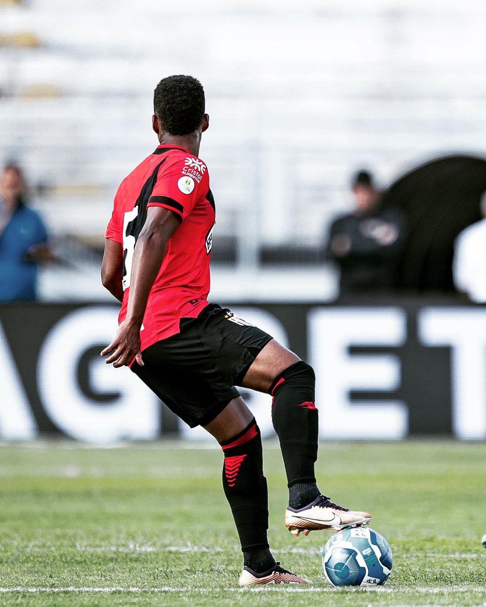 MatheusSales's tweet photo. Mais uma vitória muito importante  🔴⚫️ https://t.co/2uYUtSXPNq