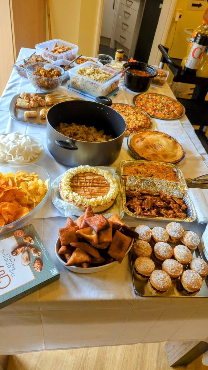 VickiElcock's tweet photo. Thank you too all the master chefs for providing food from around the world 
Staff enjoyed Italian, Moroccan, Indian, Singapore and more to celebrate world food day 
Great team effort by the BG and urgent care staff well done 👏 ❤️ https://t.co/VCqgWtAHzT