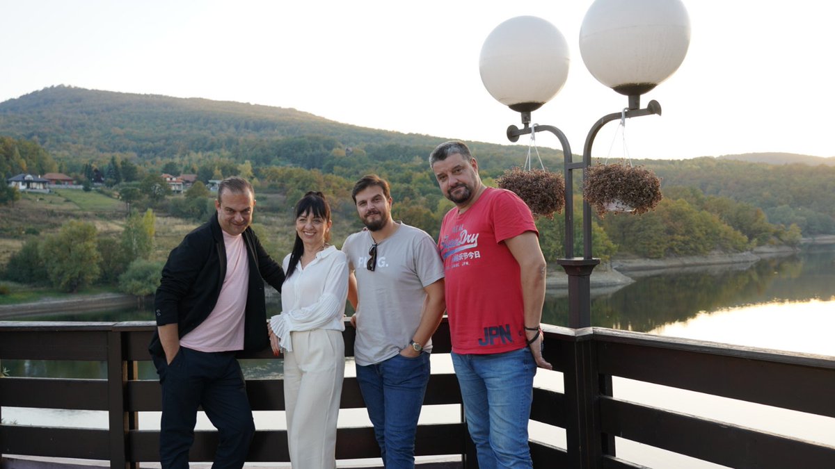 mareriska's tweet photo. U Boru je bilo magično!
Vidimo se ljudi u Beču, 20. oktobra u 20.30h u Gudrunstasse 33, ulaz iz Wielandgasse 2-4.
Rezervacije
☎️ +43 681 84276342
Javite svim poznanicima, rođacima i prijateljima, podelite priču jer obećavamo ludi provod!
@razgibavaca #razgibavača #bymare https://t.co/tPTxy1gR0u
