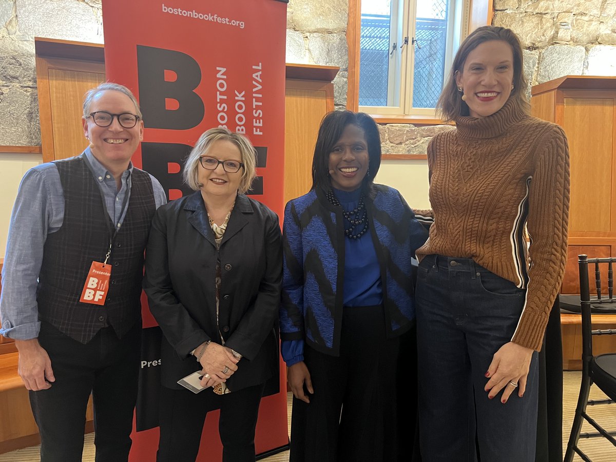 Thank you Boston Book Festival #BBF23 for inviting me to speak on a panel about Leadership Under Pressure with Olive Darragh, Christopher Gorham, and Morra Aarons-Mele. Every day at Simmons University I see our students and graduates leading in their communities and their careers