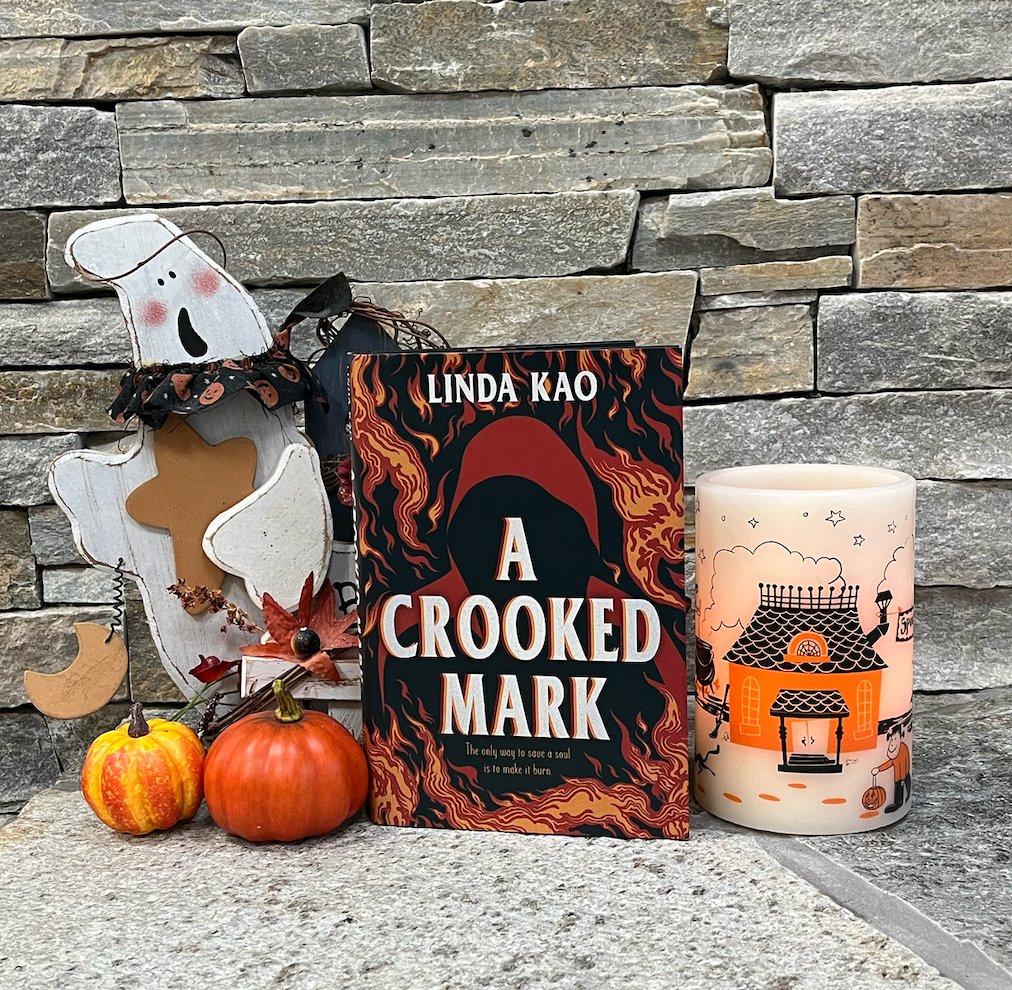 lindalkao's tweet photo. For anyone in the mood for some spooky reading this October, may I recommend my dark YA with a devilish twist? A CROOKED MARK tells the story of a boy who must hunt down those marked by the Devil... including the girl he loves.

More info here: https://t.co/qmaxhJnI3k https://t.co/dKPlqSOKRb