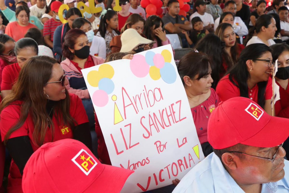 reportetex's tweet photo. Liz Sánchez recibe respaldo en Amozoc y Acatzingo
Ahi, La Comisionada Nacional Política del @PTPueblaOficial  sostuvo una reunión con simpatizantes, liderazgos, vecin@s.
Ahí,dijo: La mujer que gobierne Puebla además de trayectoria y experiencia debe contar con el amor del pueblo https://t.co/DqYevFJ4oF