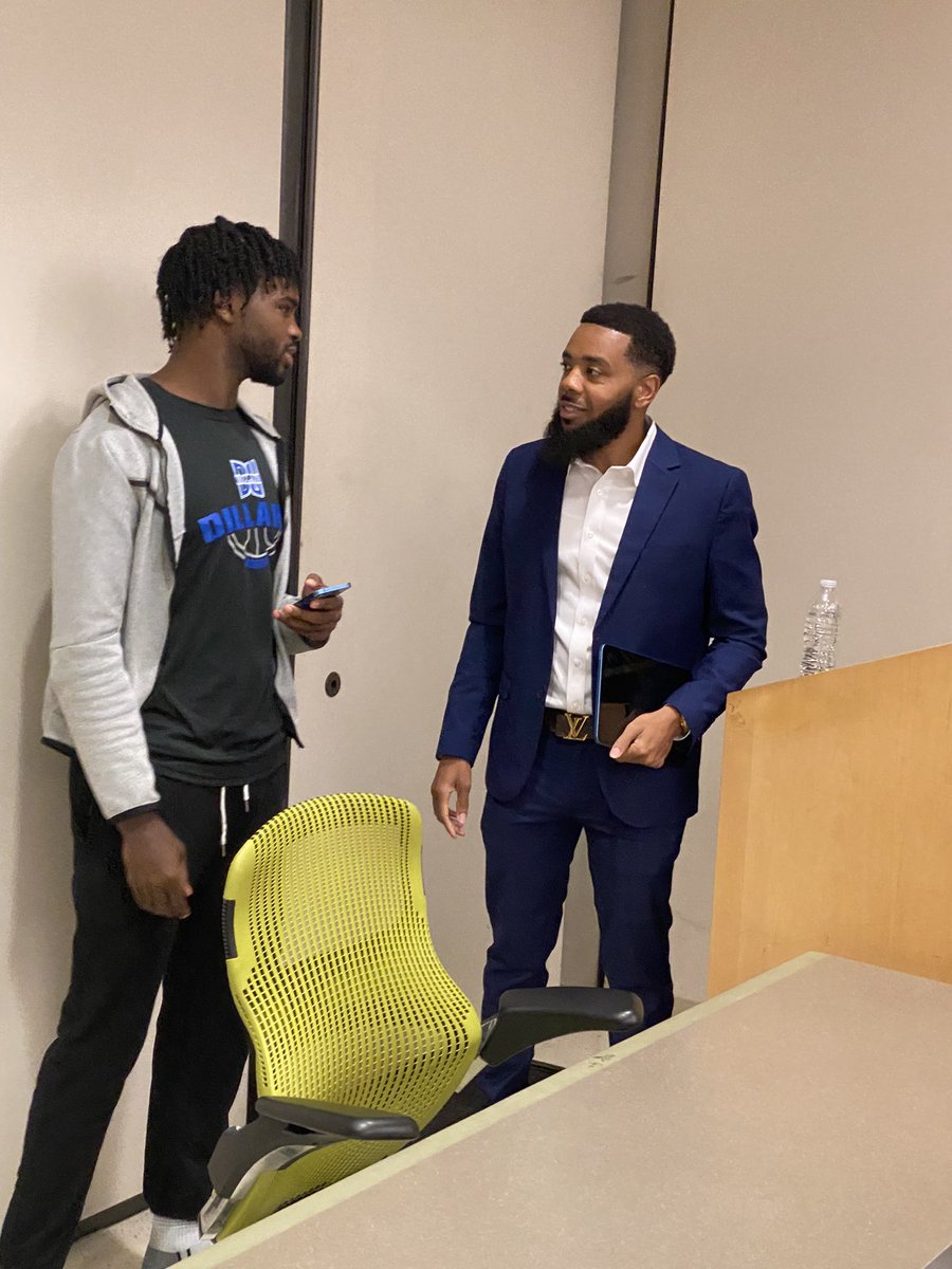 I would like to thank  Ms. Dwanna Toney, Director of Dillard University  CCPD and Mr. Thomas Mathews for joining our COB students today. Mr. Mathews provided great entrepreneurial tips for success and thinking about taking advantage of opportunities. <a href="/du1869/">Dillard University</a> <a href="/DillardU_COB/">Dillard University College of Business</a>