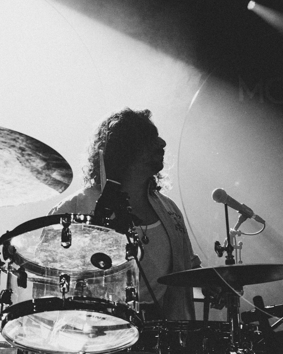 MONOWHALES tweet media