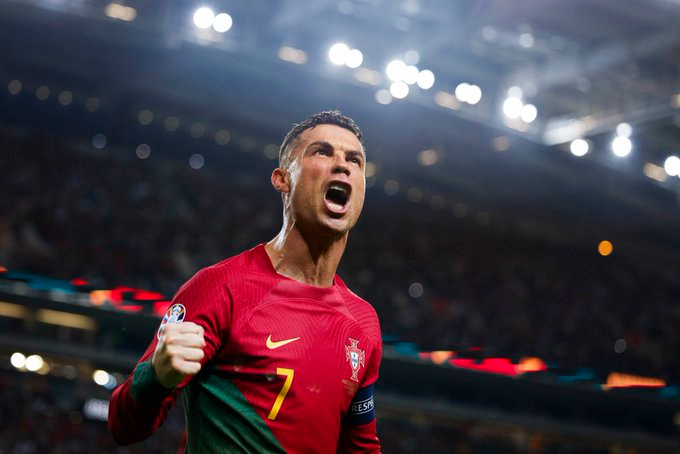 Com 40 golos, Ronaldo ultrapassa Haaland e é o melhor marcador em 2023 🐐