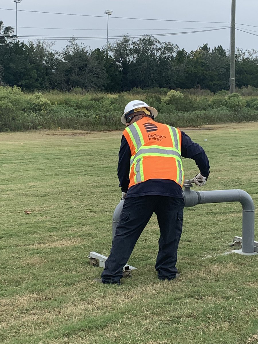 Several of our @domenergysc gas employees participated in @sc_811’s annual underground simulated emergency event last week to promote safe digging practices, including contacting 811 at least three full business days before beginning any digging project. #safedigging