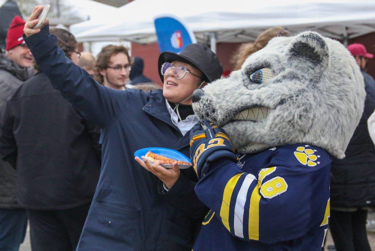 lakeheaduhockey's tweet photo. HOCO STREET PARTY SUCCESS ✅ 

Thank you to our loyal fan base who attended our pre game street party.

A special thank you to @jmpfoto who captured these great photos and to our sponsors @tiltedturretpub @eatlocalpizza @molsoncoors for all of their support! https://t.co/jS2H9Fs9Oz