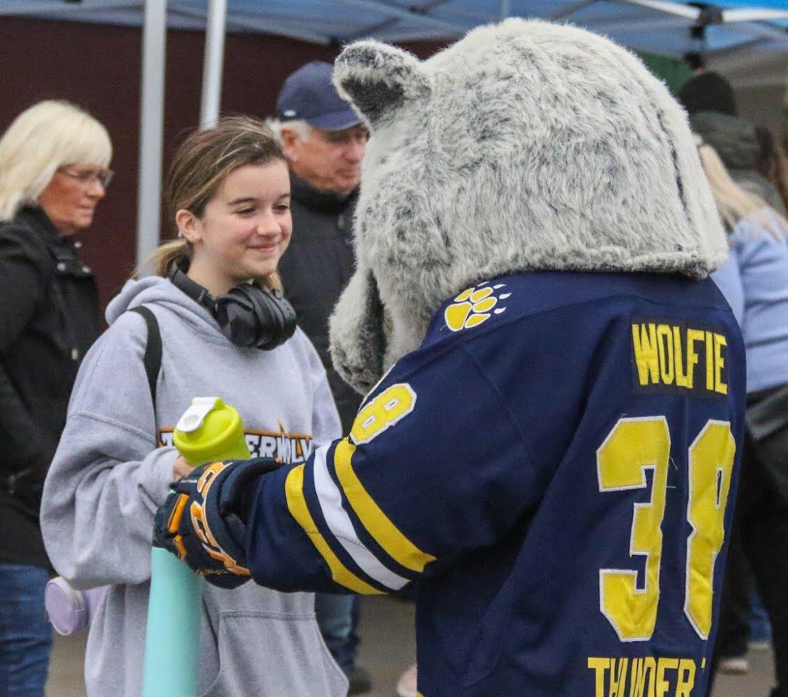 lakeheaduhockey's tweet photo. HOCO STREET PARTY SUCCESS ✅ 

Thank you to our loyal fan base who attended our pre game street party.

A special thank you to @jmpfoto who captured these great photos and to our sponsors @tiltedturretpub @eatlocalpizza @molsoncoors for all of their support! https://t.co/jS2H9Fs9Oz