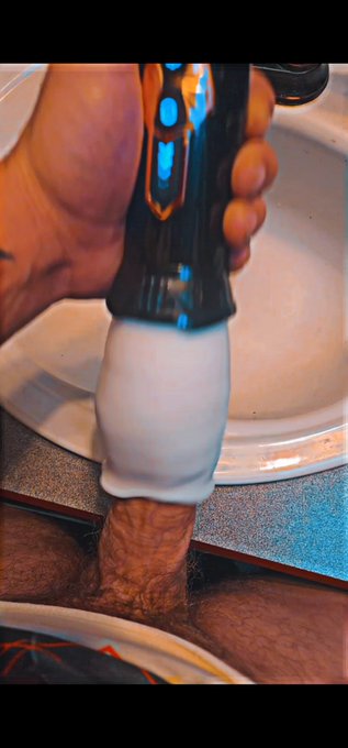 New videos on the 0F 😜 Go check them out! 🥵🥵 https://t.co/B0KGn3Pi8R https://t.co/Lv9qQdGgyE<a href="/tag/newprofilepic"class="tags"><span>#newprofilepic</span></a>