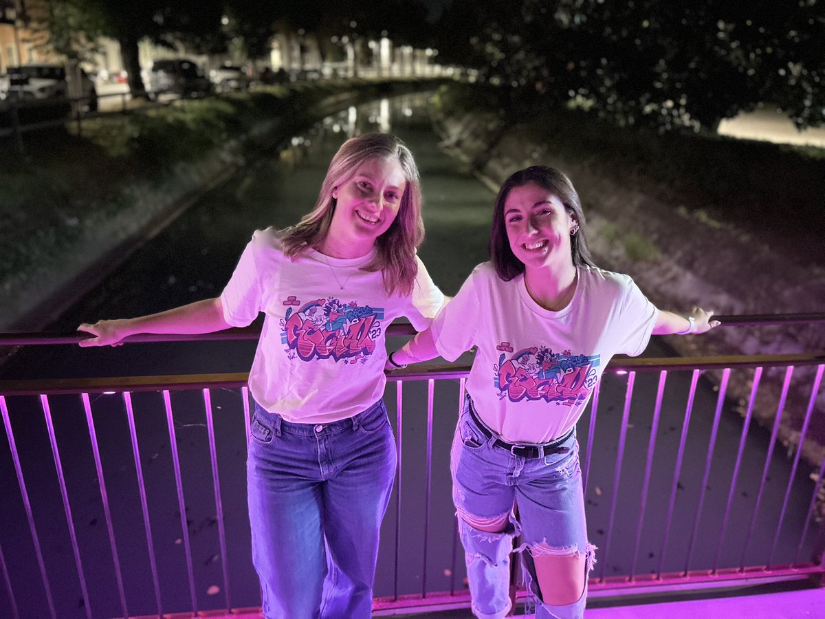 When they say "whoever finds a friend finds a treasure" it is absolutely true, because with a sincere friend by your side every experience becomes more beautiful and every smile amplifies. Love u🩷