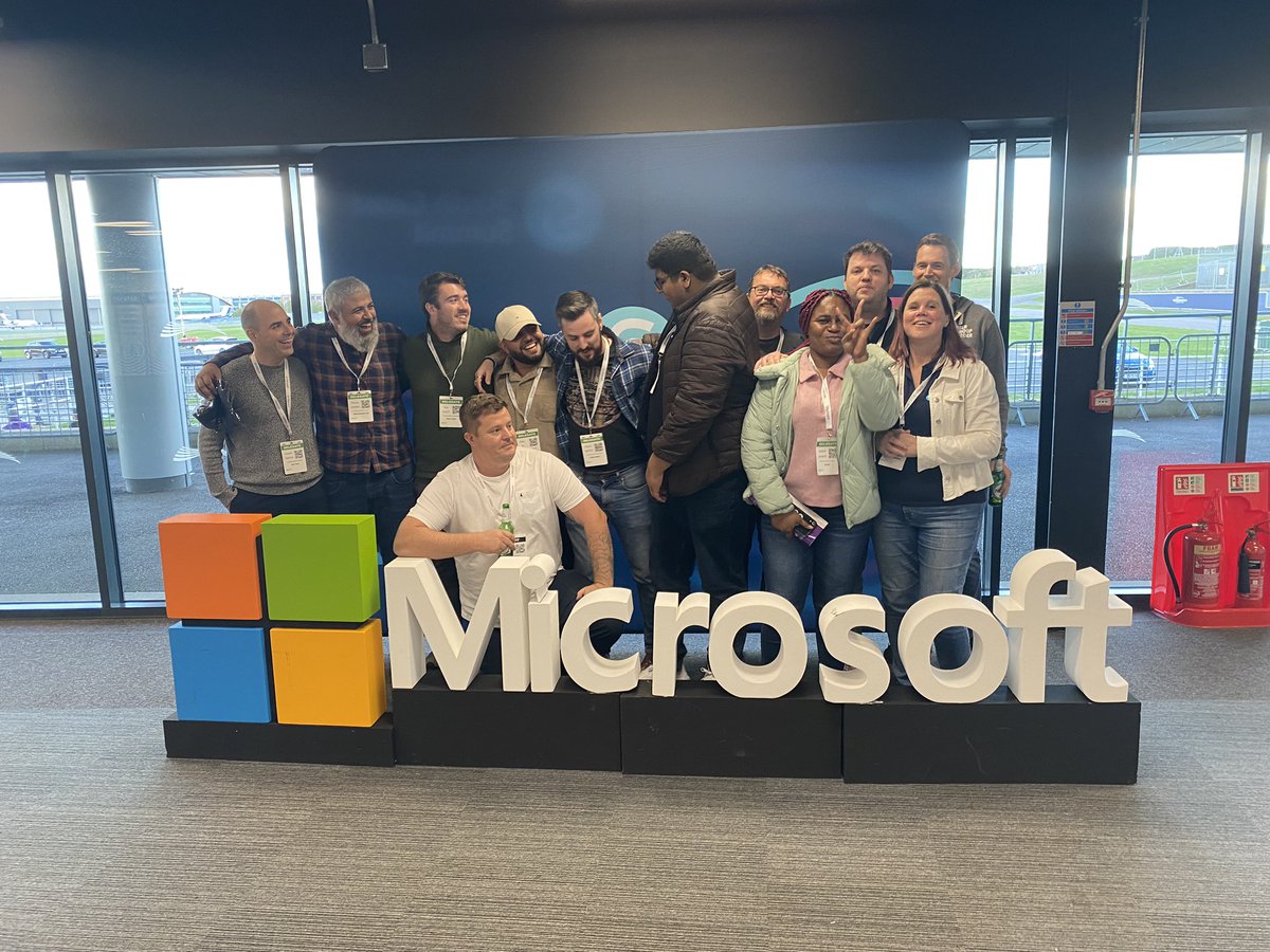 Richie4love's tweet image. So happy I got to attend South Coast Summit 2023 it was an ama-zing experience and definitely a memory to cherish. 

Learnt a lot and got to meet a lot of individuals I look up to in the community 😍🤩🤩

#Communityrock 💪🏾🥳🥳 more pictures incoming 😂😁😁🕺🏽🕺🏽@M365Summit #SCS2023