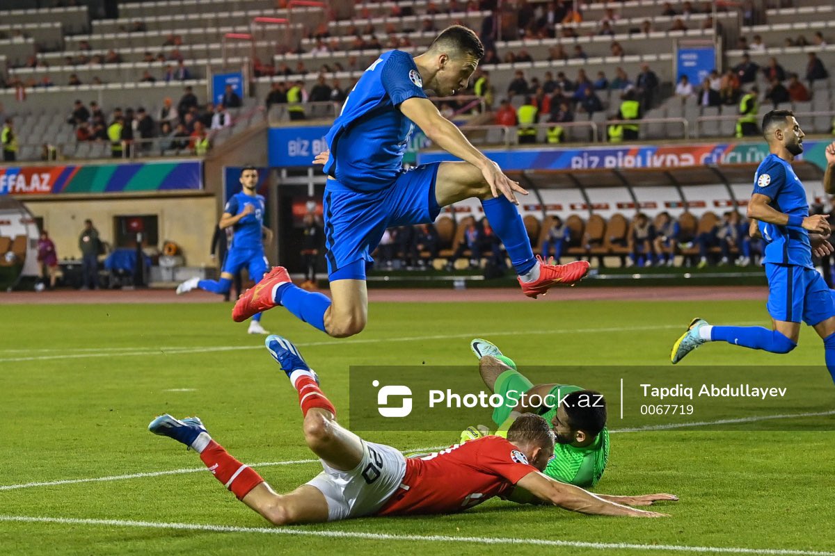 PhotoStockaz's tweet image. AVRO-2024-ün seçmə mərhələsi: Azərbaycan - Avstriya
 
📸 Ətraflı: photostock.az/media/652D8B3F…

#azərbaycan #avstriya #avro2024 #seçmə #sport #idman #futbol #azərbaycanfutbolfederasiyalarıassosiasiyası #millikomanda